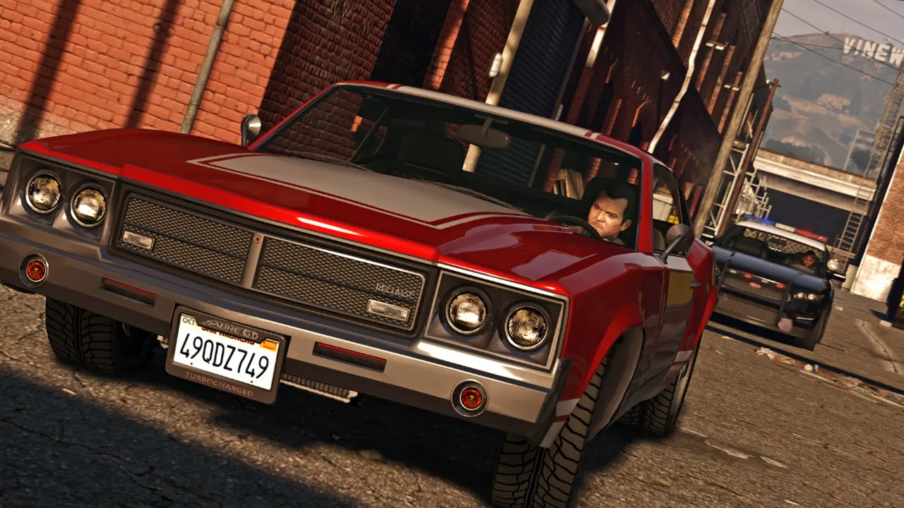 How To Shoot While Driving In GTA 5